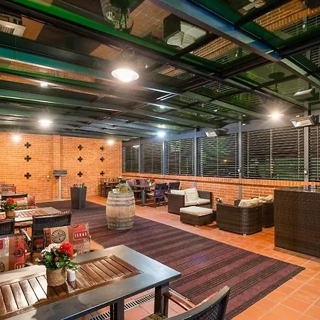 Jan Maria Hotel 4*