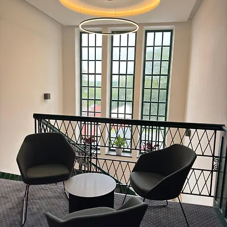 Jan Maria Hotel 4*