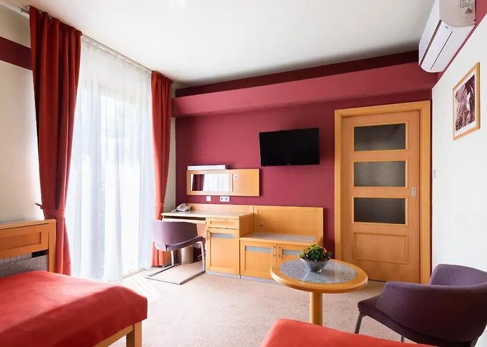 Jan Maria Hotel