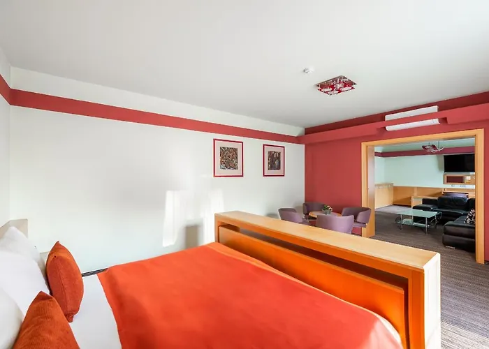 Jan Maria Hotell 4*